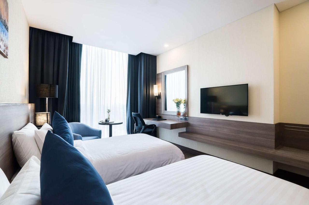 Best Western Plus Wanda Grand Hotel Nonthaburi Exterior photo