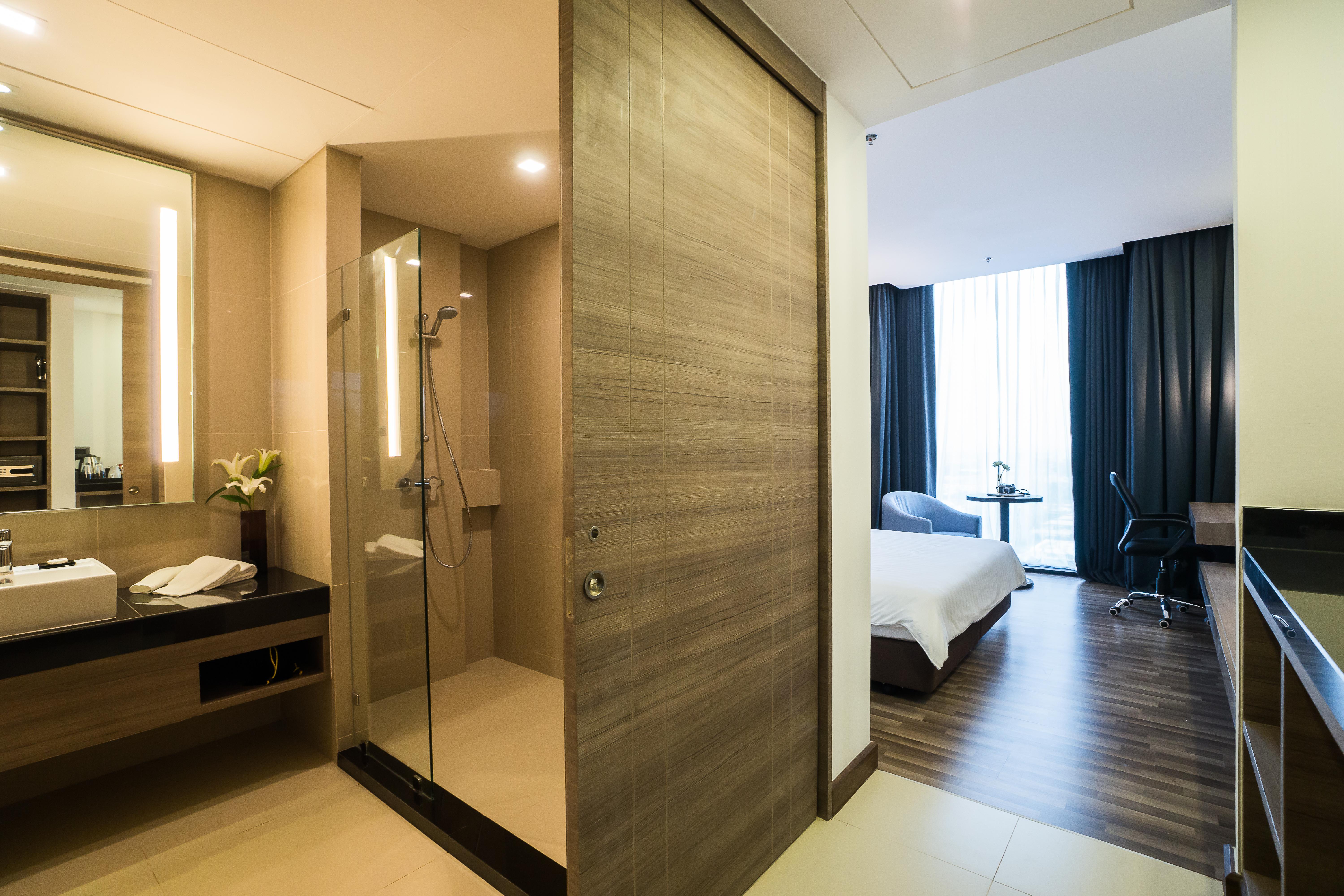 Best Western Plus Wanda Grand Hotel Nonthaburi Exterior photo